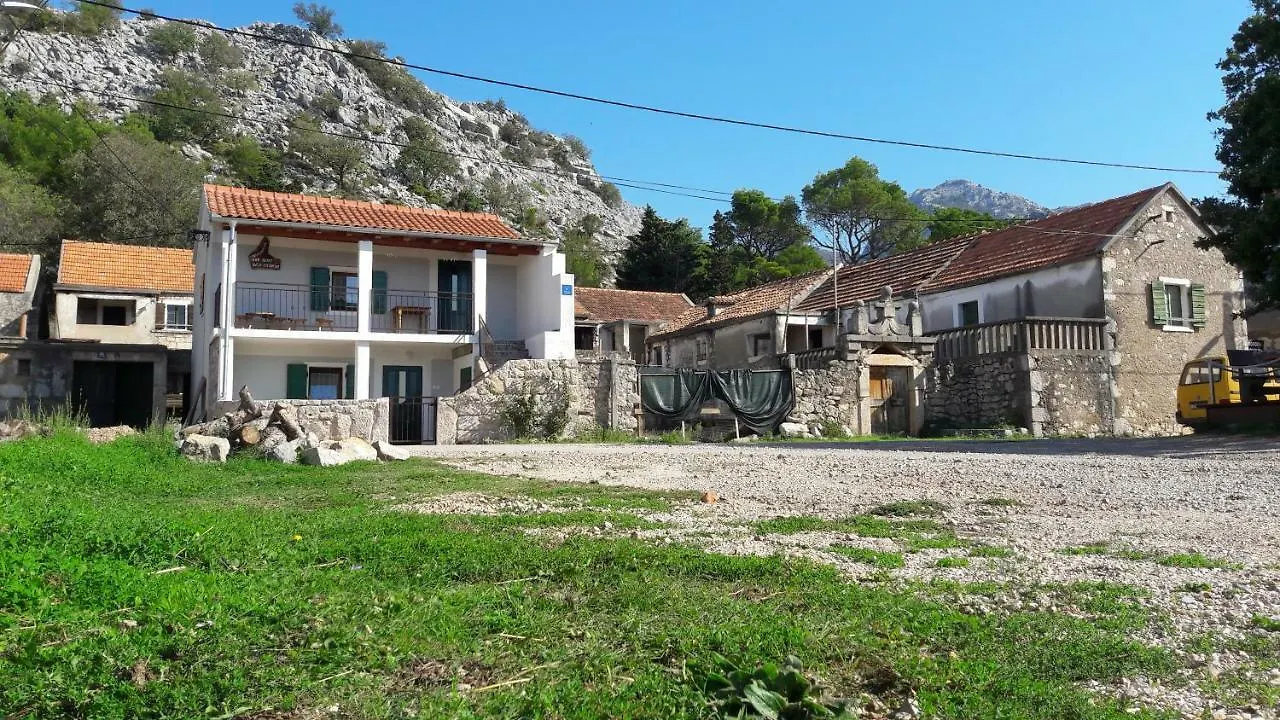 Holiday Home Paklenica Stari Grad