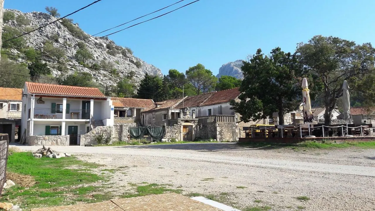 Holiday Home Paklenica Stari Grad